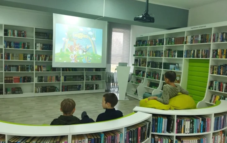 Литературный видеосалон «Герои любимых книг на экране» Литературный видеосалон «Герои любимых книг на экране»