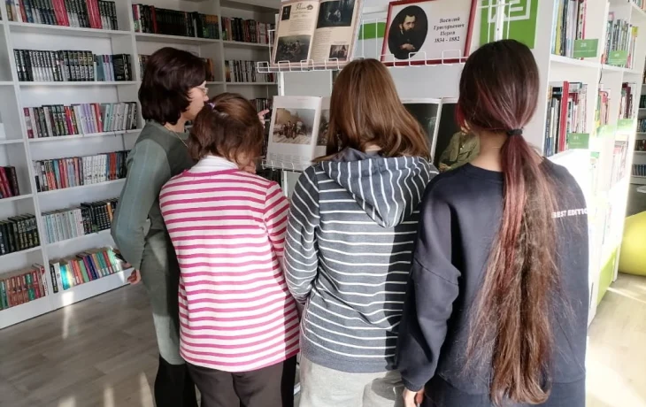 Выставка-репродукция  &laquo;Жизненная правда кистью художника&raquo;.